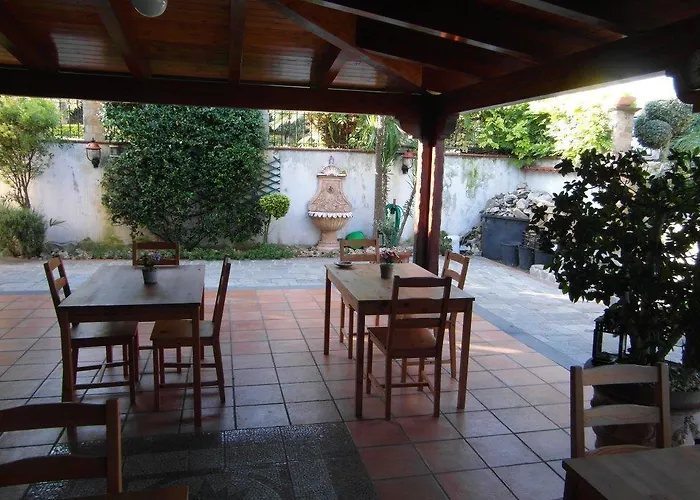 Bed and breakfast Lura 3*