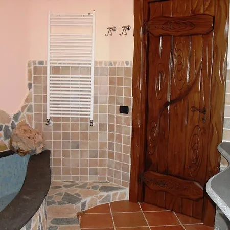 فندق مبيت وإفطار Lura 3*