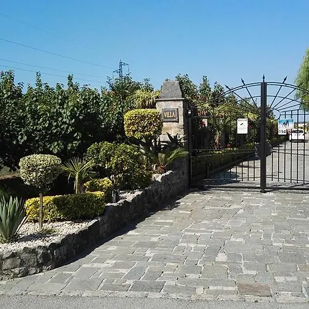 فندق مبيت وإفطار Lura 3*