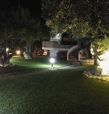 فندق مبيت وإفطار Lura