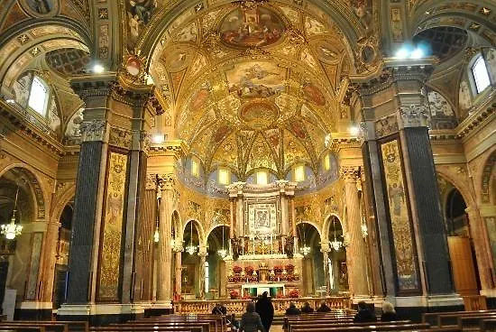 Couette-café Lura 3*