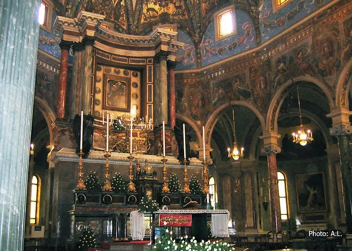 Lura 3* Πομπηία