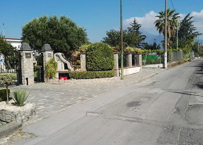 Couette-café Lura Pompéi